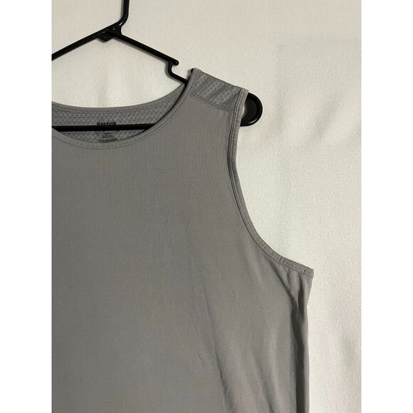 Reebok Womens Plus Size 2XL Tank Top Sleeveless T Shirt Gray Athleisure - Picture 3 of 9